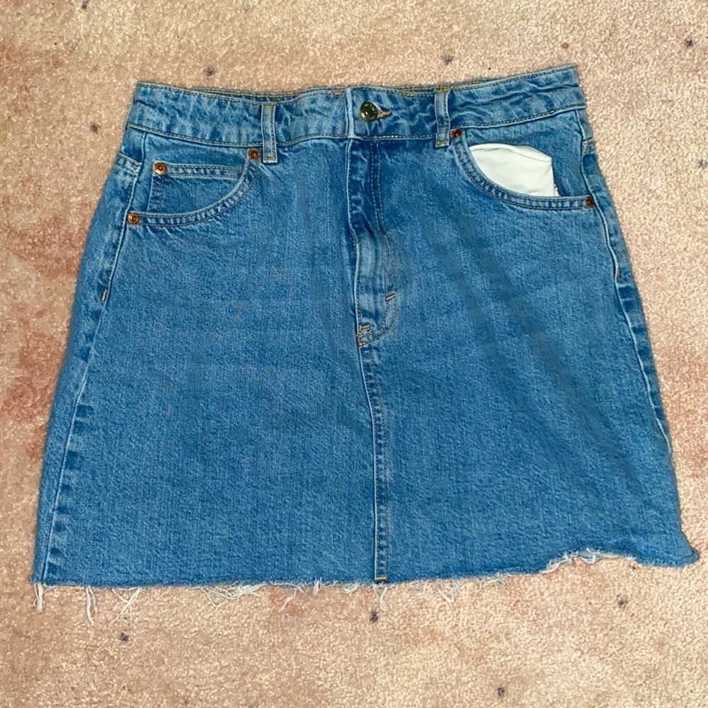 NWOT topshop denim skirt size: 8